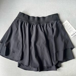 Lululemon Court Rival Skirt black size 6 new with tags